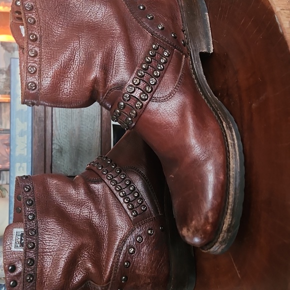 Frye boots - Picture 3 of 15